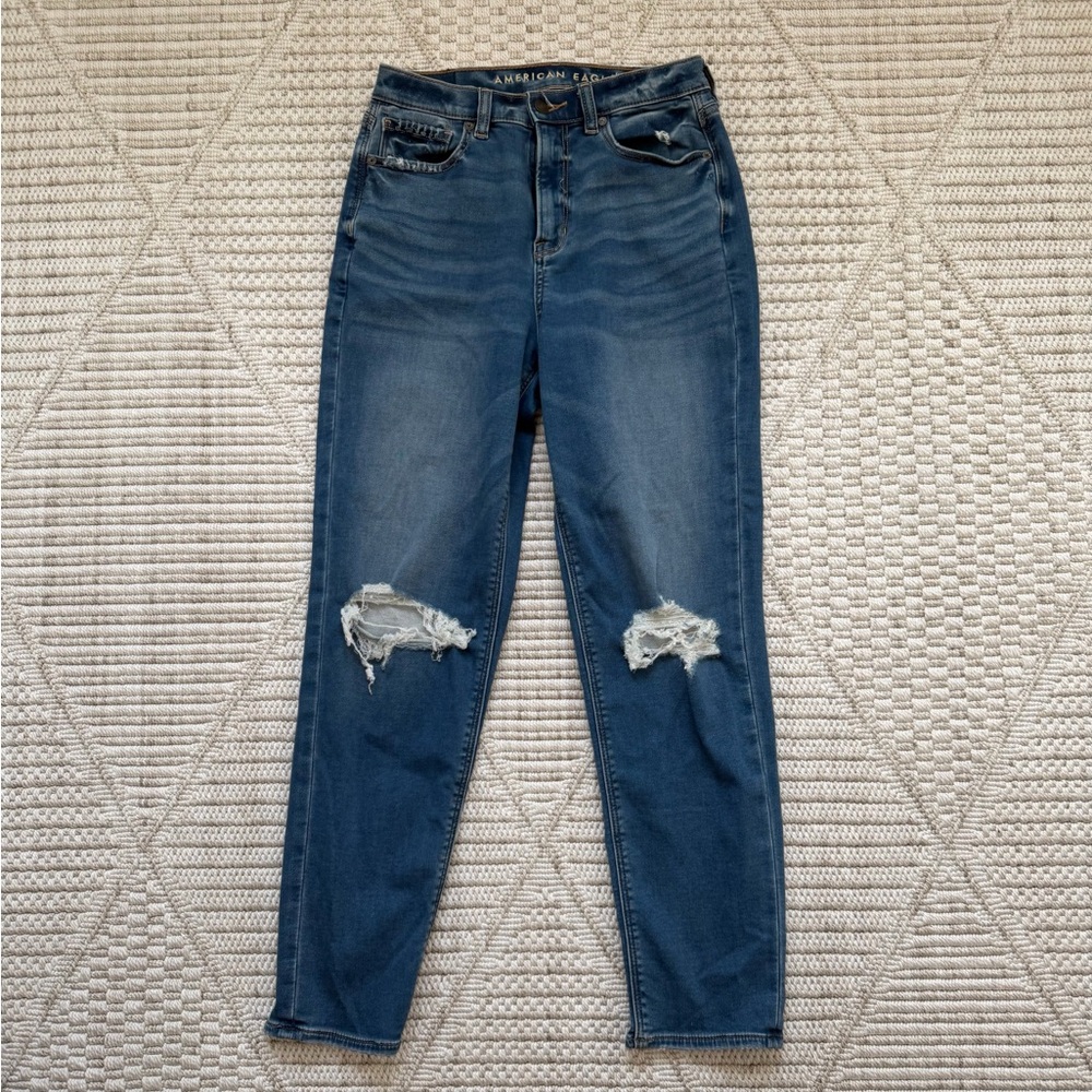 American Eagle Outfitters Women's Blue Ripped Ankle Jeans